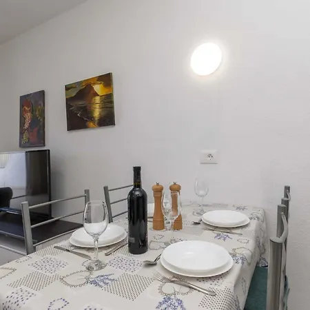 Diamantes 24 - One Bed Apartment *